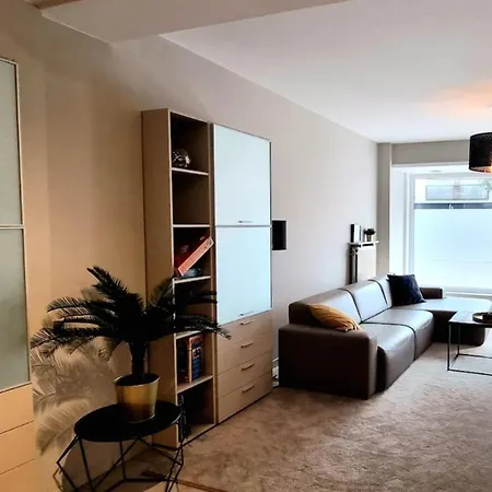 Familie Appartement Hartje Knokke Met Optie Parking Extérieur photo