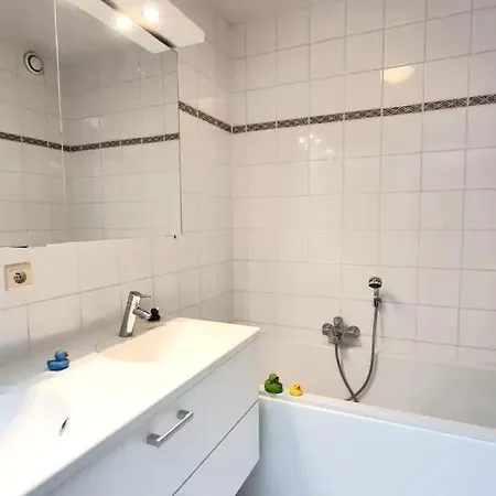 Familie Appartement Hartje Knokke Met Optie Parking Extérieur photo
